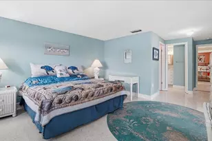 204 84th St, Holmes Beach, FL 34217 - Photo 28