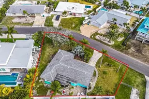 204 84th St, Holmes Beach, FL 34217 - Photo 44