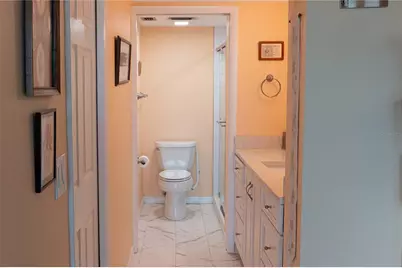 707 S Gulfstream Avenue #307, Sarasota, FL 34236 - Photo 12