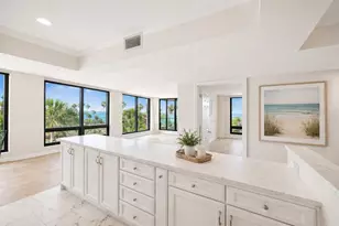 707 S Gulfstream Ave, Sarasota, FL 34236 - Photo 4