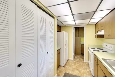 4202 35th Avenue W #7, Bradenton, FL 34205 - Photo 12