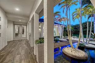 324 Bayshore Dr, Osprey, FL 34229 - Photo 6