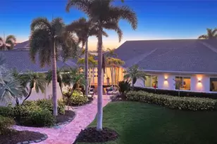 324 Bayshore Dr, Osprey, FL 34229 - Photo 4