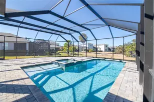 7918 Peaceful Par Dr, Sarasota, FL 34241 - Photo 20