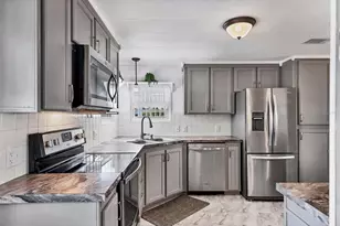 1530 45th Ave Dr E, Ellenton, FL 34222 - Photo 12