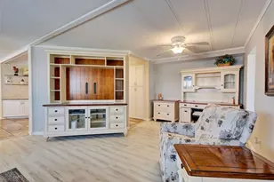 252 Sun Air Cir, Osprey, FL 34229 - Photo 8