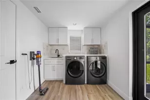 326 Randolph Rd, Venice, FL 34293 - Photo 14