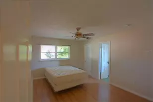 3431 Dunbar Dr, Sarasota, FL 34232 - Photo 4