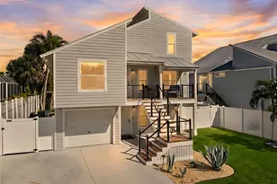 5119 Oxford Dr, Sarasota, FL 34242 - Photo 2