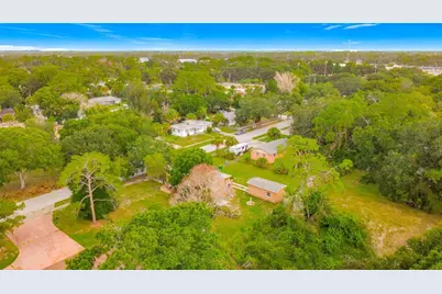 618 S Varr Avenue, Cocoa, FL 32922 - Photo 4