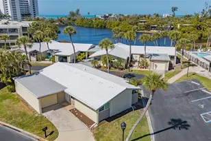 113 Whispering Sands Dr, Sarasota, FL 34242 - Photo 4