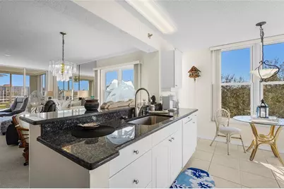 4460 Fairways Boulevard #308, Bradenton, FL 34209 - Photo 4