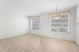 3206 Village Green Dr, Sarasota, FL 34239 - Photo 8