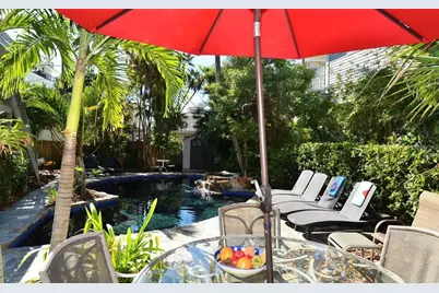 5610 Avenida Del Mare, Sarasota, FL 34242 - Photo 4