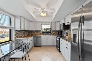 4668 Oak Hill Ln, Sarasota, FL 34232 - Photo 6