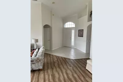 9222 Bonnington Drive, Trinity, FL 34655 - Photo 2