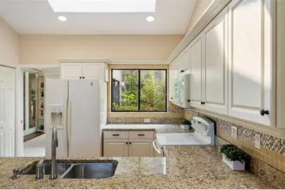 2326 Harbour Oaks Drive, Longboat Key, FL 34228 - Photo 22