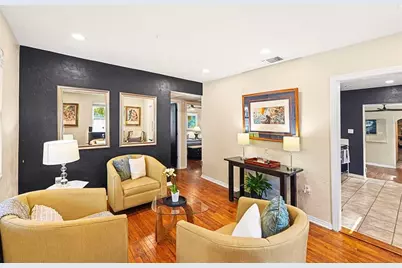 4600 30th Avenue N, Saint Petersburg, FL 33713 - Photo 2