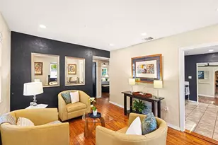4600 30th Ave N, Saint Petersburg, FL 33713 - Photo 2