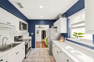 4600 30th Ave N, Saint Petersburg, FL 33713 - Photo 12