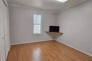 140 Southwinds Dr, Sarasota, FL 34231 - Photo 14