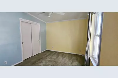 140 Southwinds Drive, Sarasota, FL 34231 - Photo 8