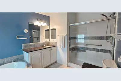 140 Southwinds Drive, Sarasota, FL 34231 - Photo 10