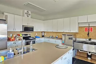 140 Southwinds Dr, Sarasota, FL 34231 - Photo 26