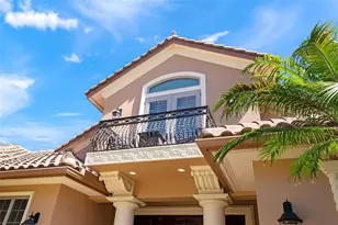 2829 Wilfred Reid Cir, Sarasota, FL 34240 - Photo 10