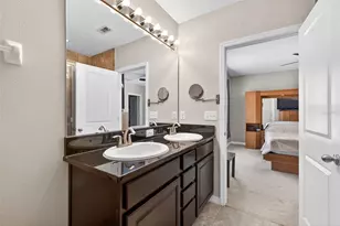 6421 Baytown Dr, Sarasota, FL 34240 - Photo 18