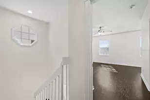 7811 Bergamo Ave, Sarasota, FL 34238 - Photo 16