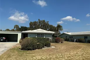 3230 Village Green Dr, Sarasota, FL 34239 - Photo 8