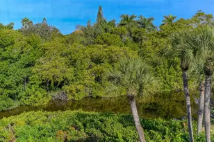 225 Hour Glass Way, Sarasota, FL 34242 - Photo 12