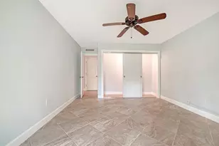 225 Hour Glass Way, Sarasota, FL 34242 - Photo 36