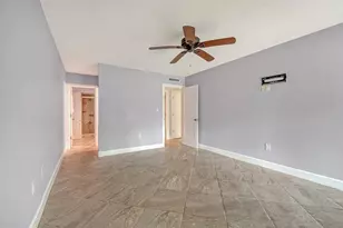 225 Hour Glass Way, Sarasota, FL 34242 - Photo 28