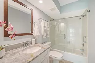 225 Hour Glass Way, Sarasota, FL 34242 - Photo 40