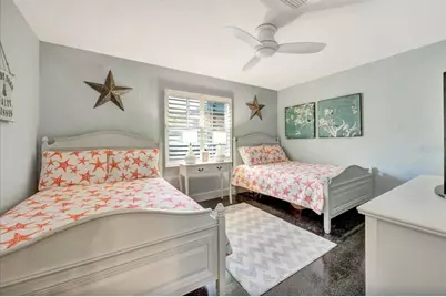 301 Jackson Drive, Sarasota, FL 34236 - Photo 24