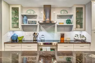 301 Jackson Dr, Sarasota, FL 34236 - Photo 6