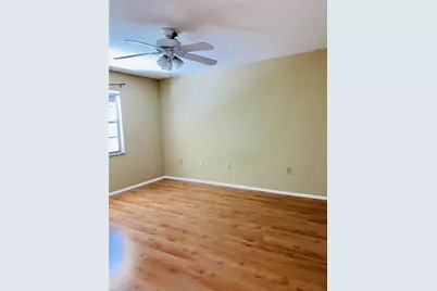 4805 Rilma Avenue #109, Sarasota, FL 34234 - Photo 6