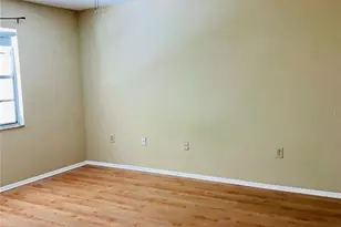 4805 Rilma Ave, Sarasota, FL 34234 - Photo 6