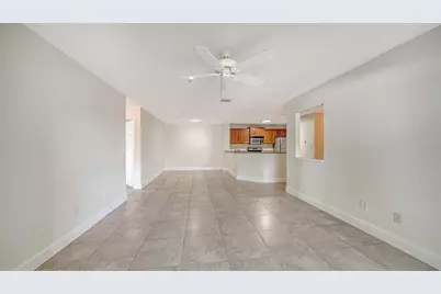 4029 Crockers Lake Boulevard #1811, Sarasota, FL 34238 - Photo 8