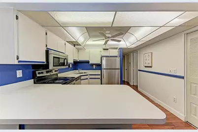 2300 Aaron St. Street #204, Port Charlotte, FL 33952 - Photo 10