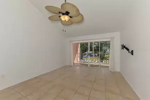 458 Cerromar Rd, Venice, FL 34293 - Photo 12