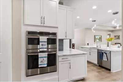 2024 Woodleaf Hammock Court, Bradenton, FL 34211 - Photo 10