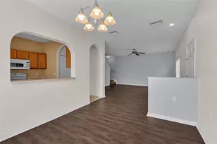 13019 Tigers Eye Dr, Venice, FL 34292 - Photo 6