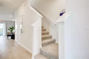 12723 Iris Blossom Rd, Sarasota, FL 34238 - Photo 4