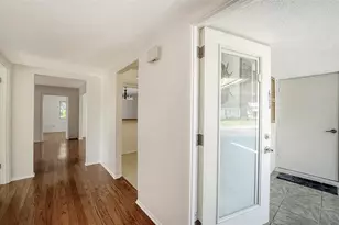 2603 Riverbluff Pkwy, Sarasota, FL 34231 - Photo 22