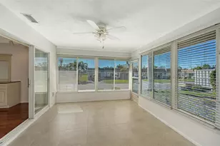 2603 Riverbluff Pkwy, Sarasota, FL 34231 - Photo 12