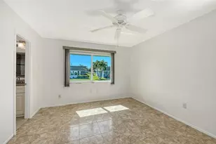 2603 Riverbluff Pkwy, Sarasota, FL 34231 - Photo 20