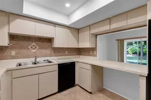 5241 Marsh Field Ln, Sarasota, FL 34235 - Photo 20